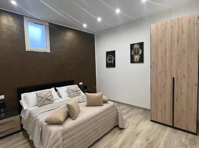 Goldenhouse